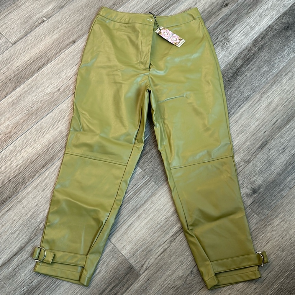 BRAND NEW - BOOHOO PANTS